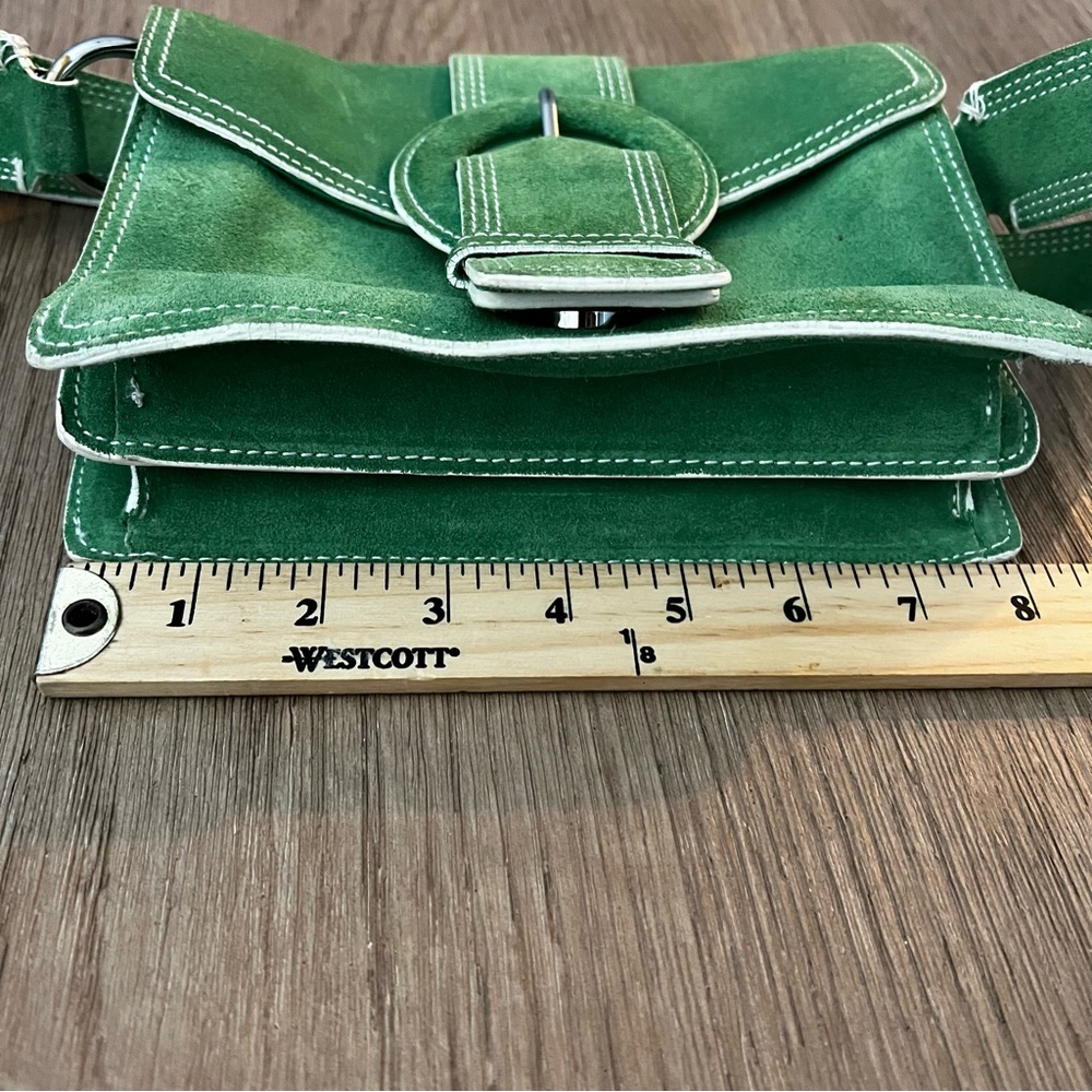 VTG Banana Republic Green Suede Buckle Front Purse - Picture 8 of 9